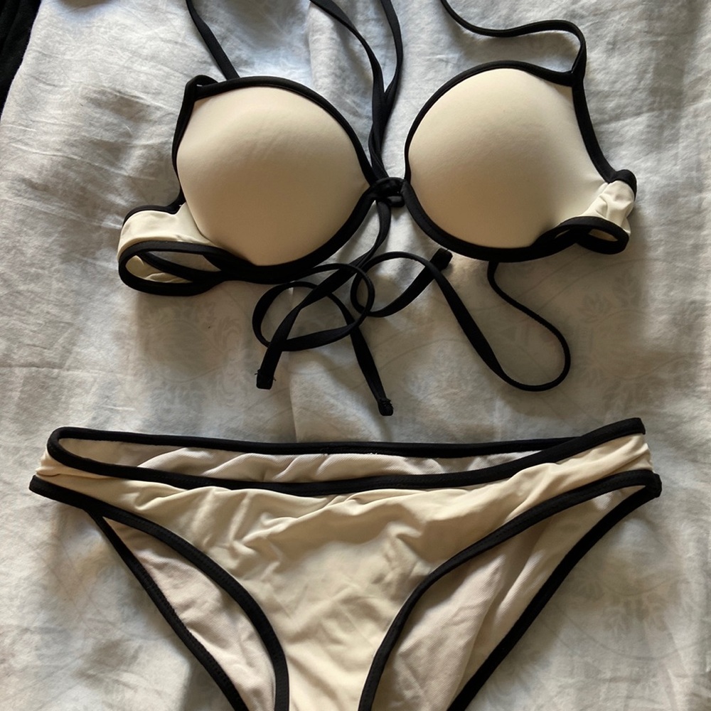 Garage bikini EUC